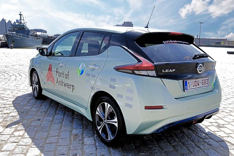 Nissan Leaf Leasing electric cars, like the Nissan Leaf, is good for the environment.