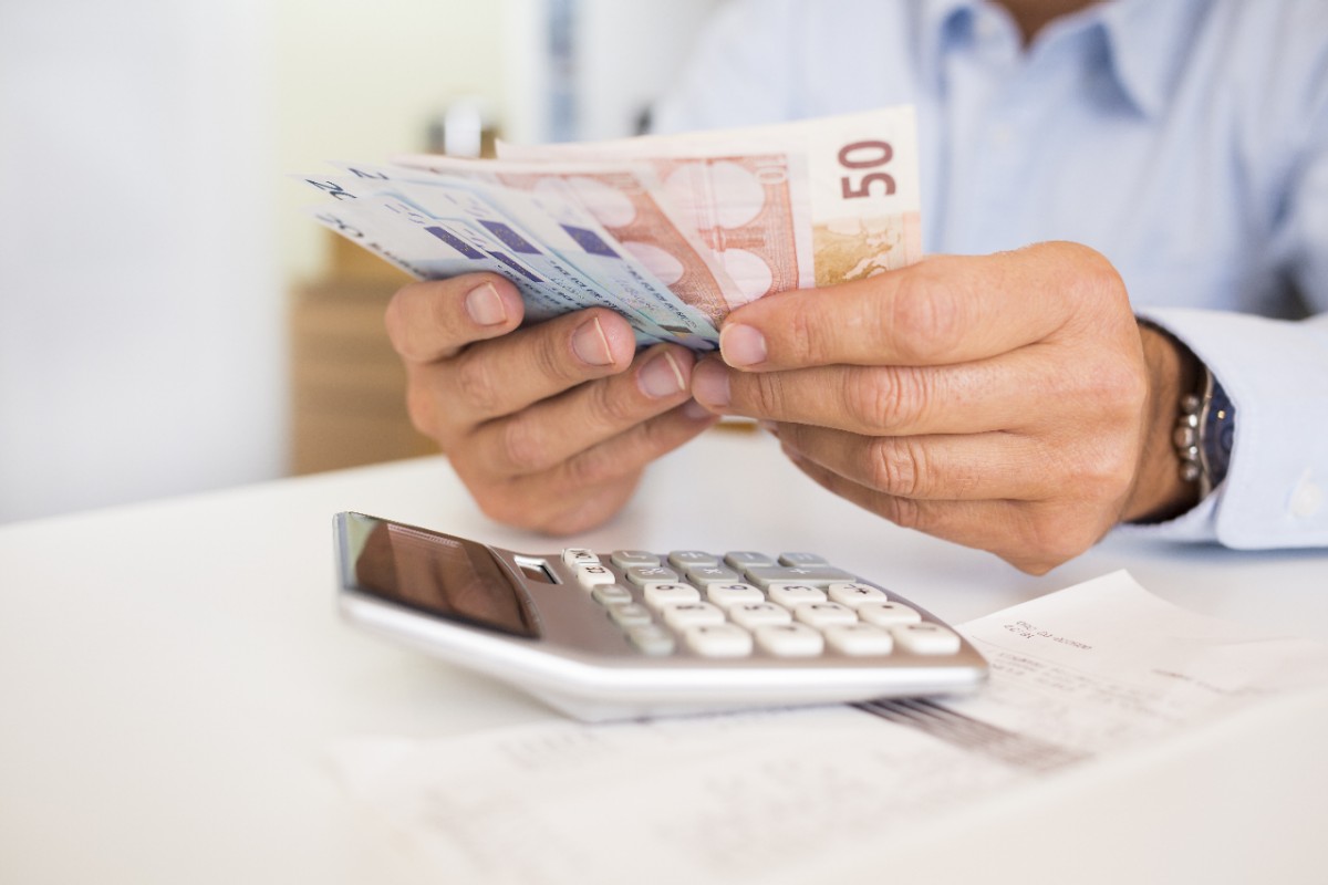Hoeveel kan ik lenen? Hoeveel maximaal lenen? KBC Bank & Verzekering Hoeveel kan ik lenen? Hoeveel maximaal lenen? KBC Bank & Verzekering
