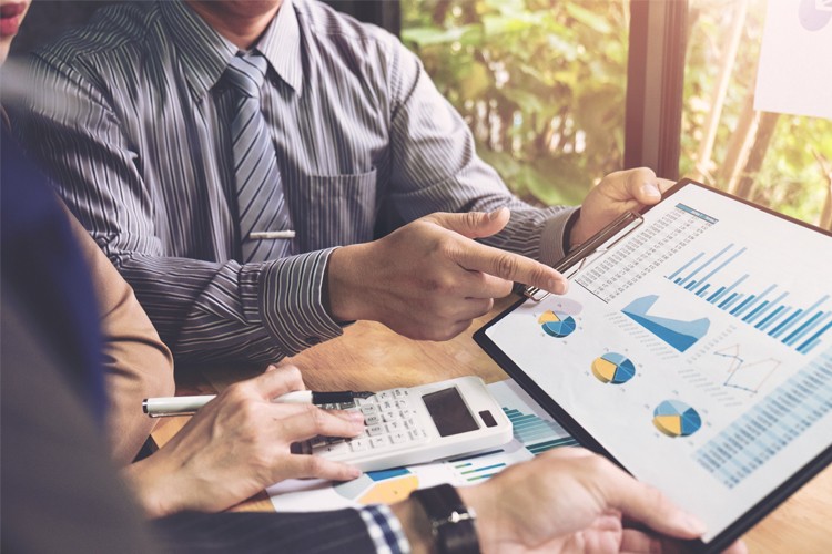 Ontdek de beste beleggingsaanpak voor je onderneming - KBC ...